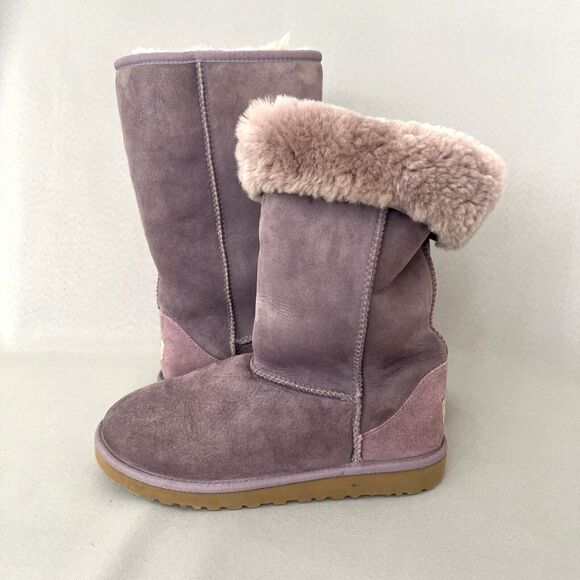 Womens UGG Boots Classic Tall Purple Sheepskin Suede Wool Boho Malibu Sz 6 Fits7